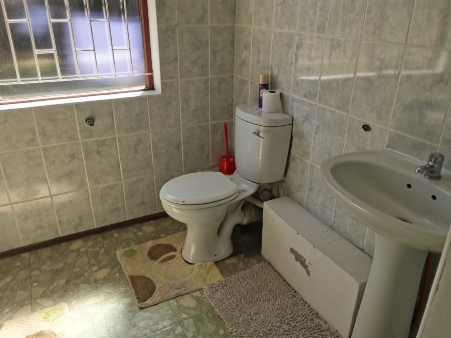 To Let 3 Bedroom Property for Rent in Sherwood Eastern Cape